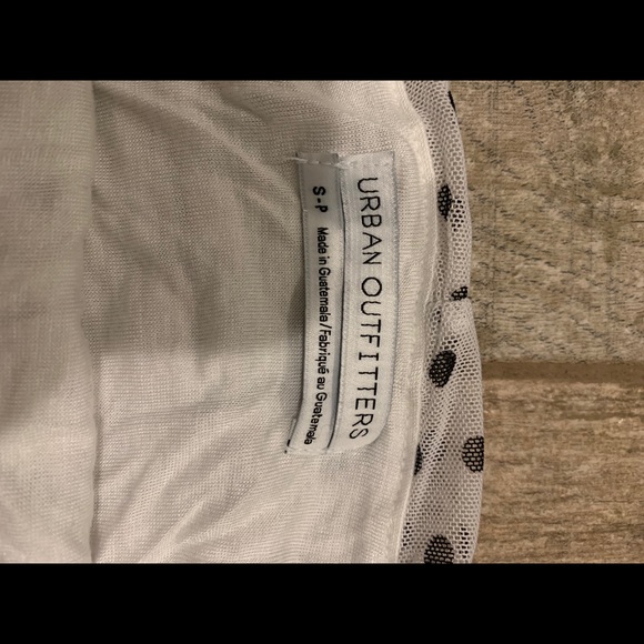 ✨UO CROP TOP✨ - Picture 3 of 3